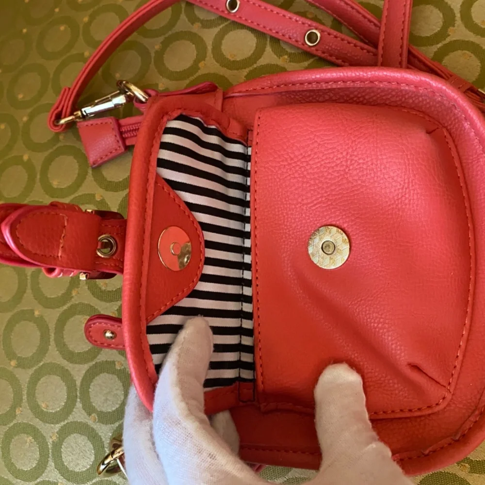 Coral crossbody bag